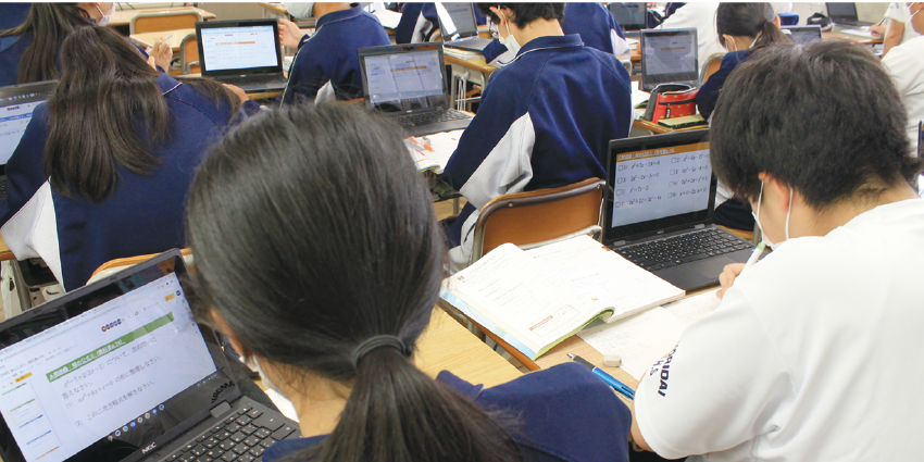 ■数学科:基本問題を全員で学習した後、個別の学びを行う