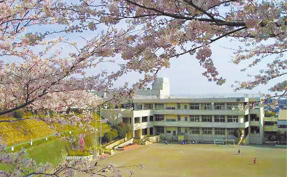 座間市立中原小学校