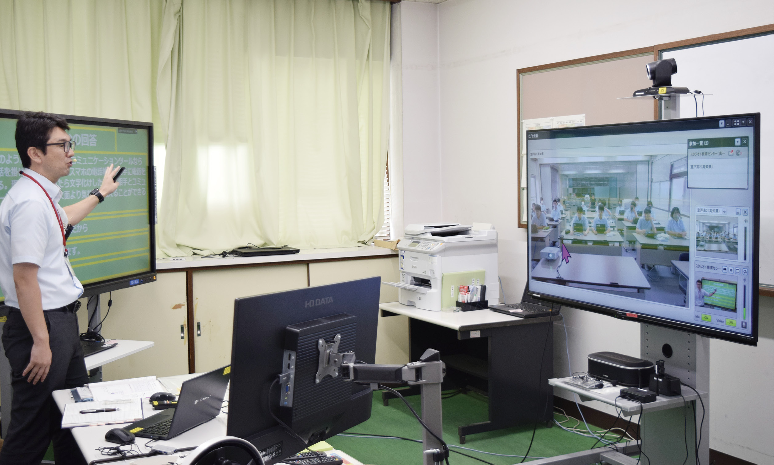 生徒が一人でも授業を開 遠隔授業の先進的な取り組み