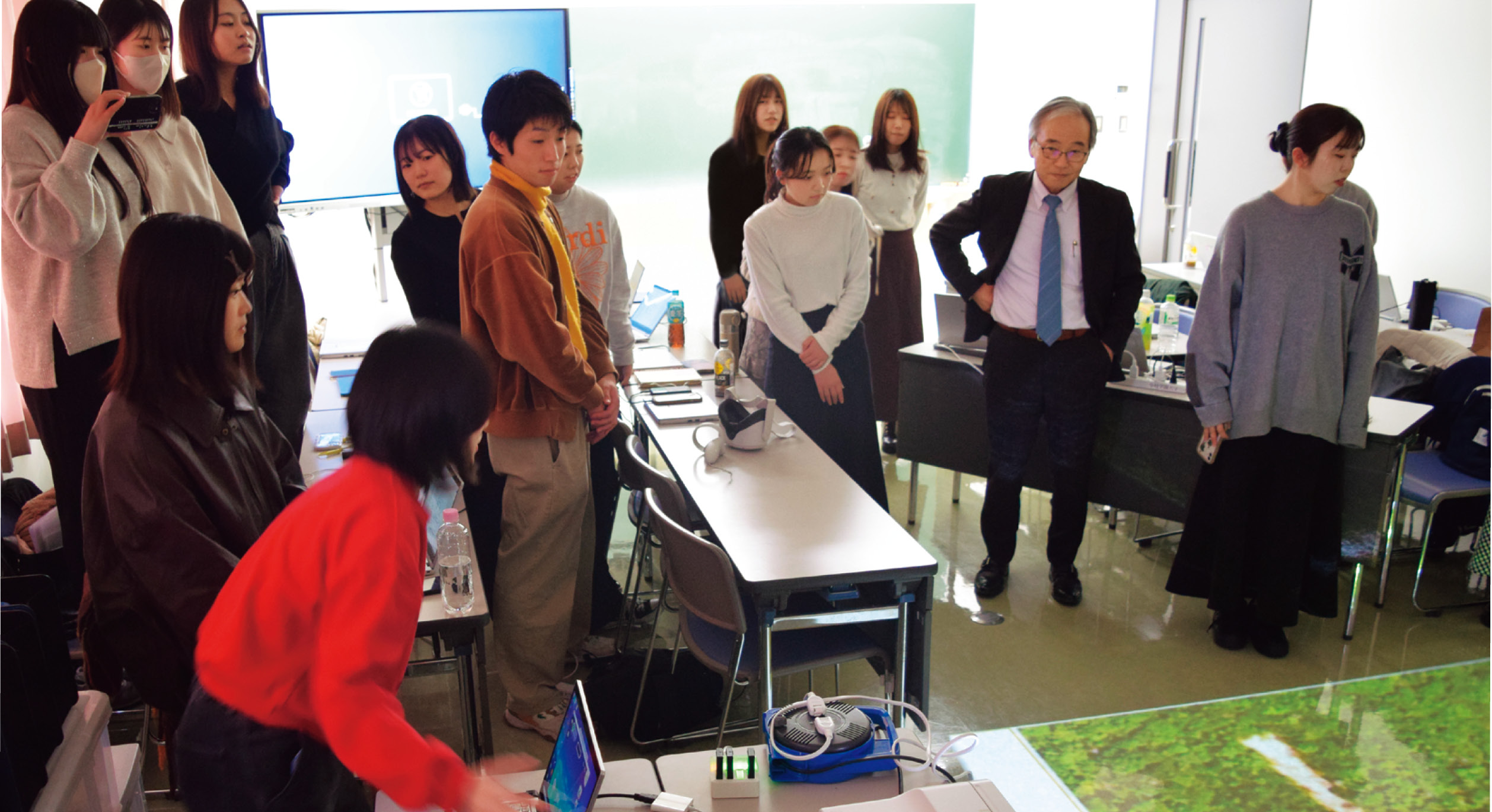高いICT活用指導力をもつ教師が現場を変え、日本の教育を変革していく
